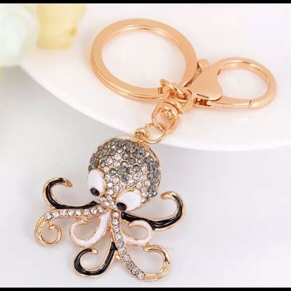 OCTOPUS BLACK N SILVER CRYSTAL KEYRING - Picture 1 of 3